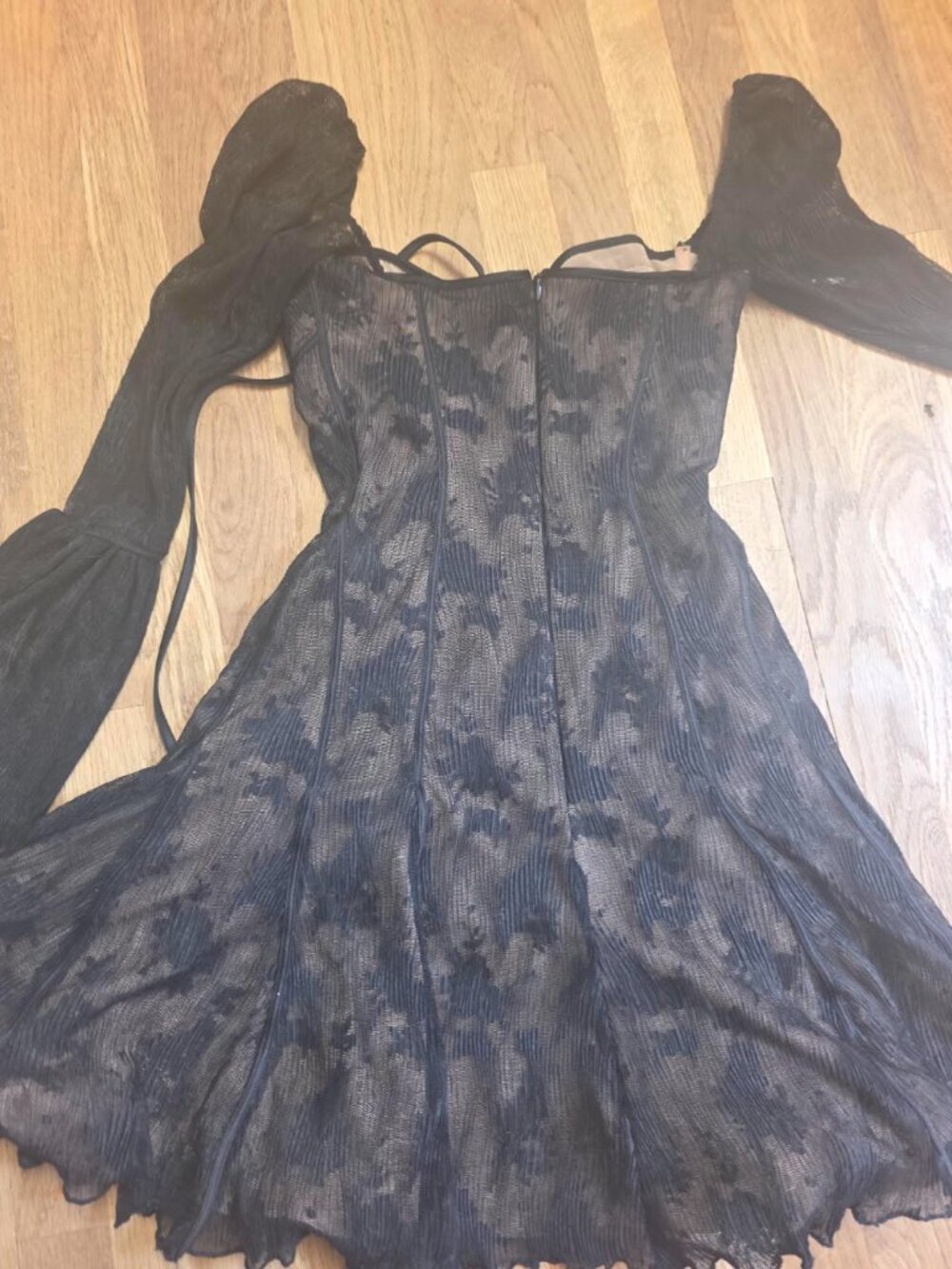 House of CB Analissa Dress Black - Picture 7 of 8